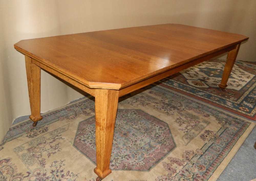Arts & Crafts oak dining table View III