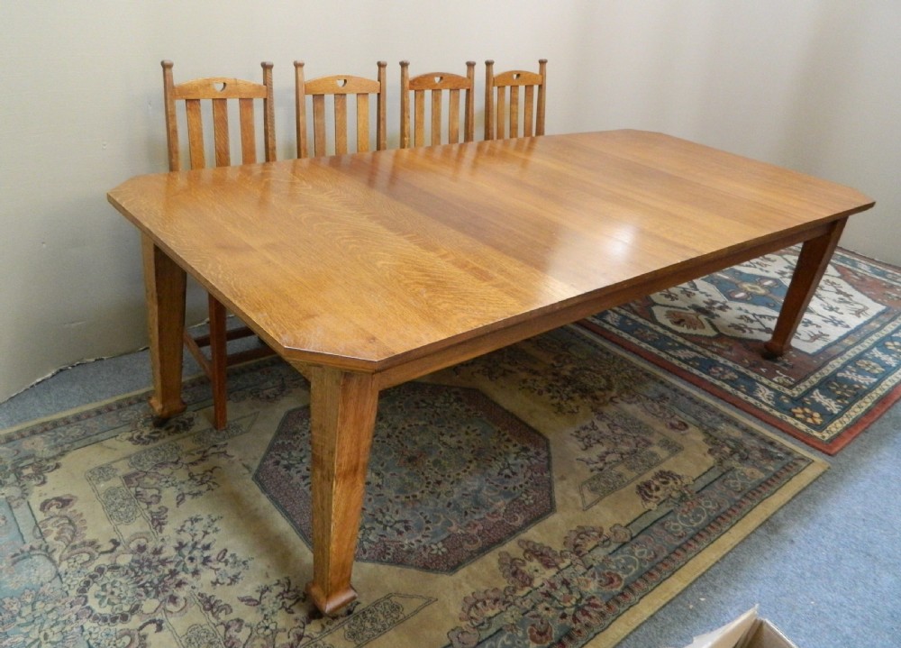 Arts & Crafts oak dining table View VI