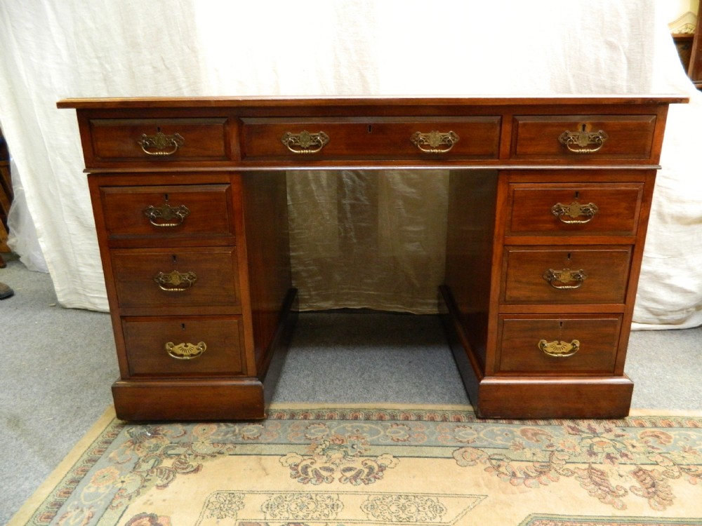 mahogany desk View VII