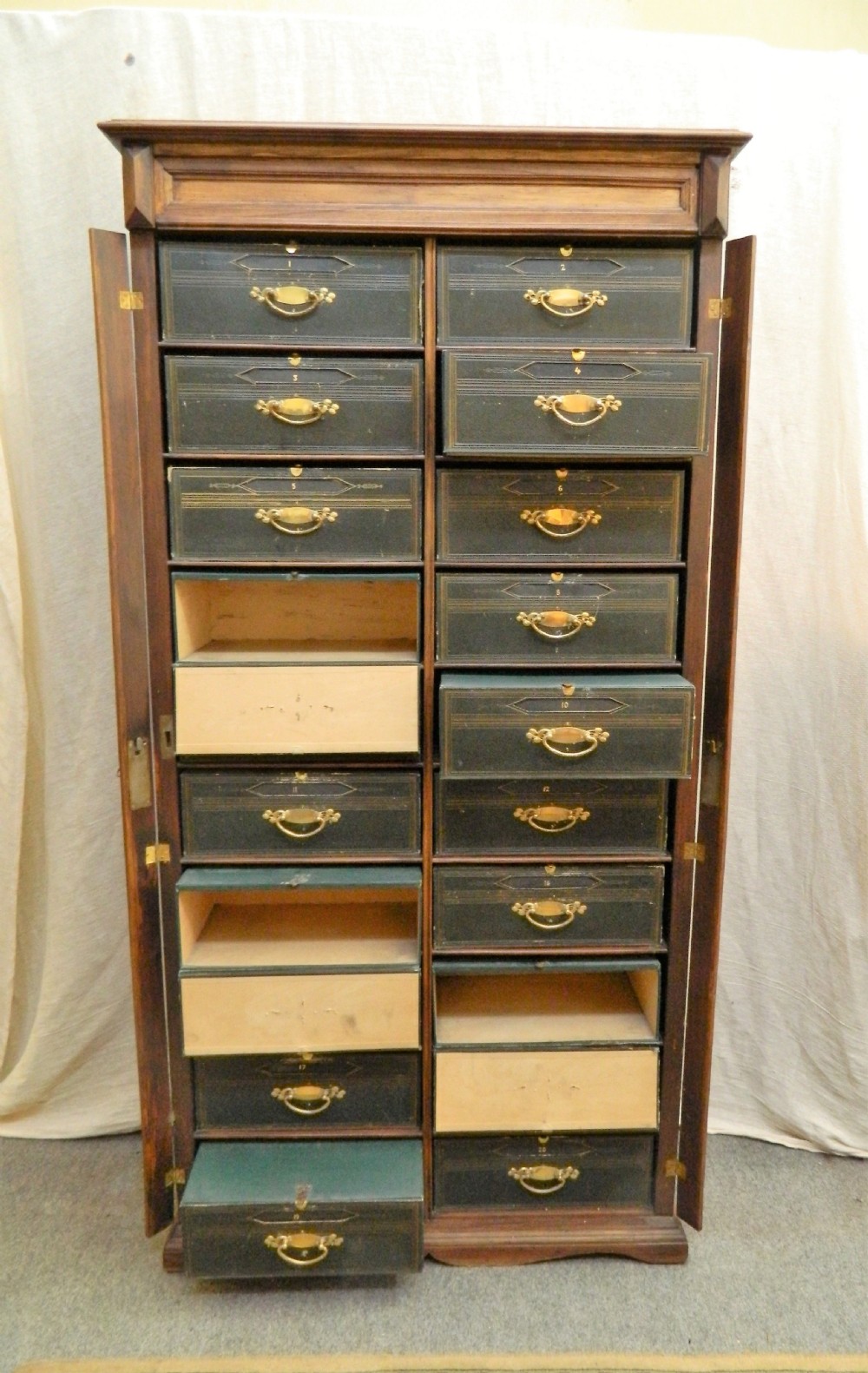 French filing cabinet / cartonniere View III