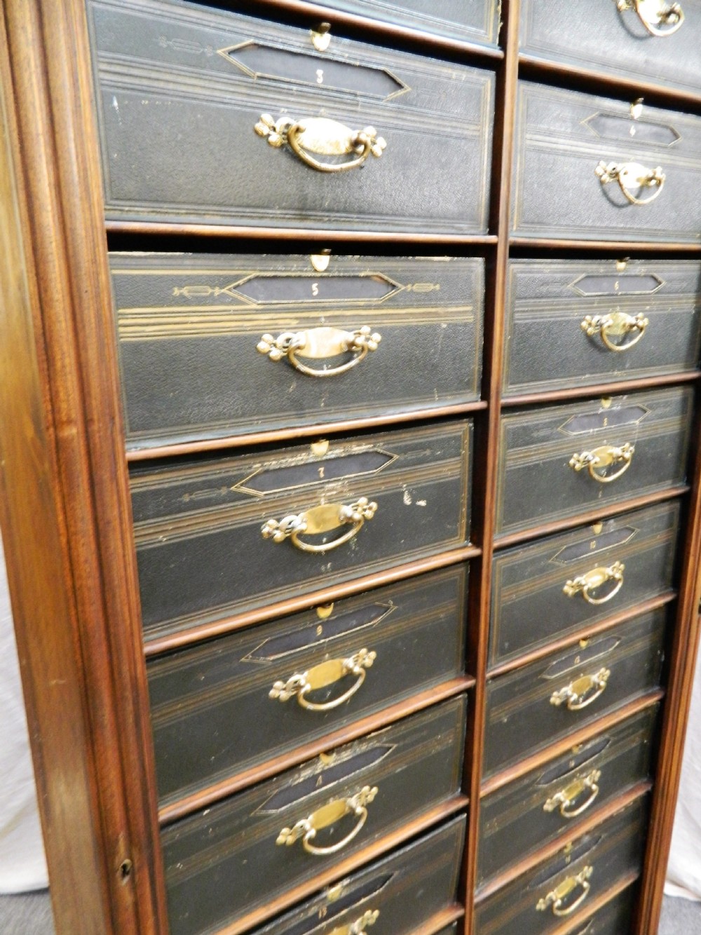 French filing cabinet / cartonniere View VIII