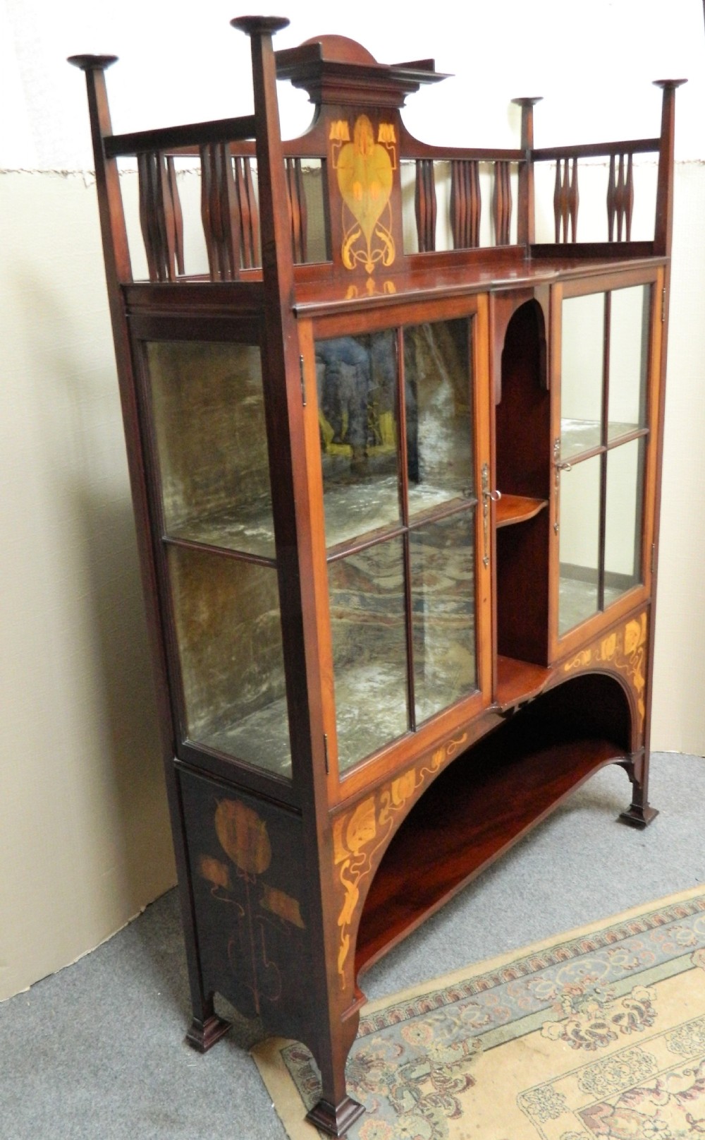 Shapland & Petter display cabinet View II