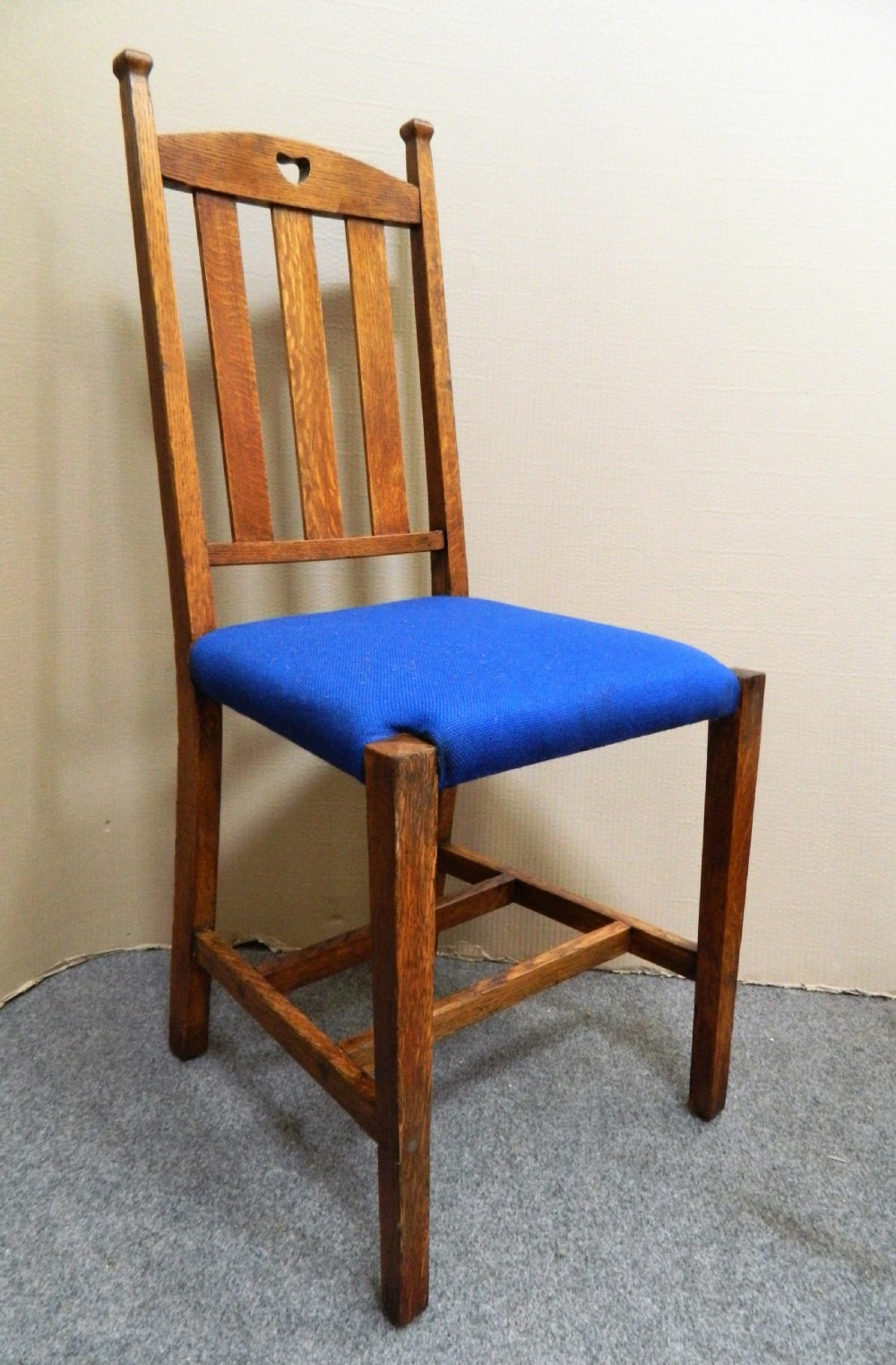 set of 10 oak Arts & Crafts dining chairs View V