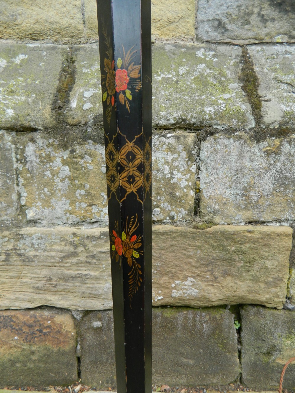 chinoiserie floor lamp View VI