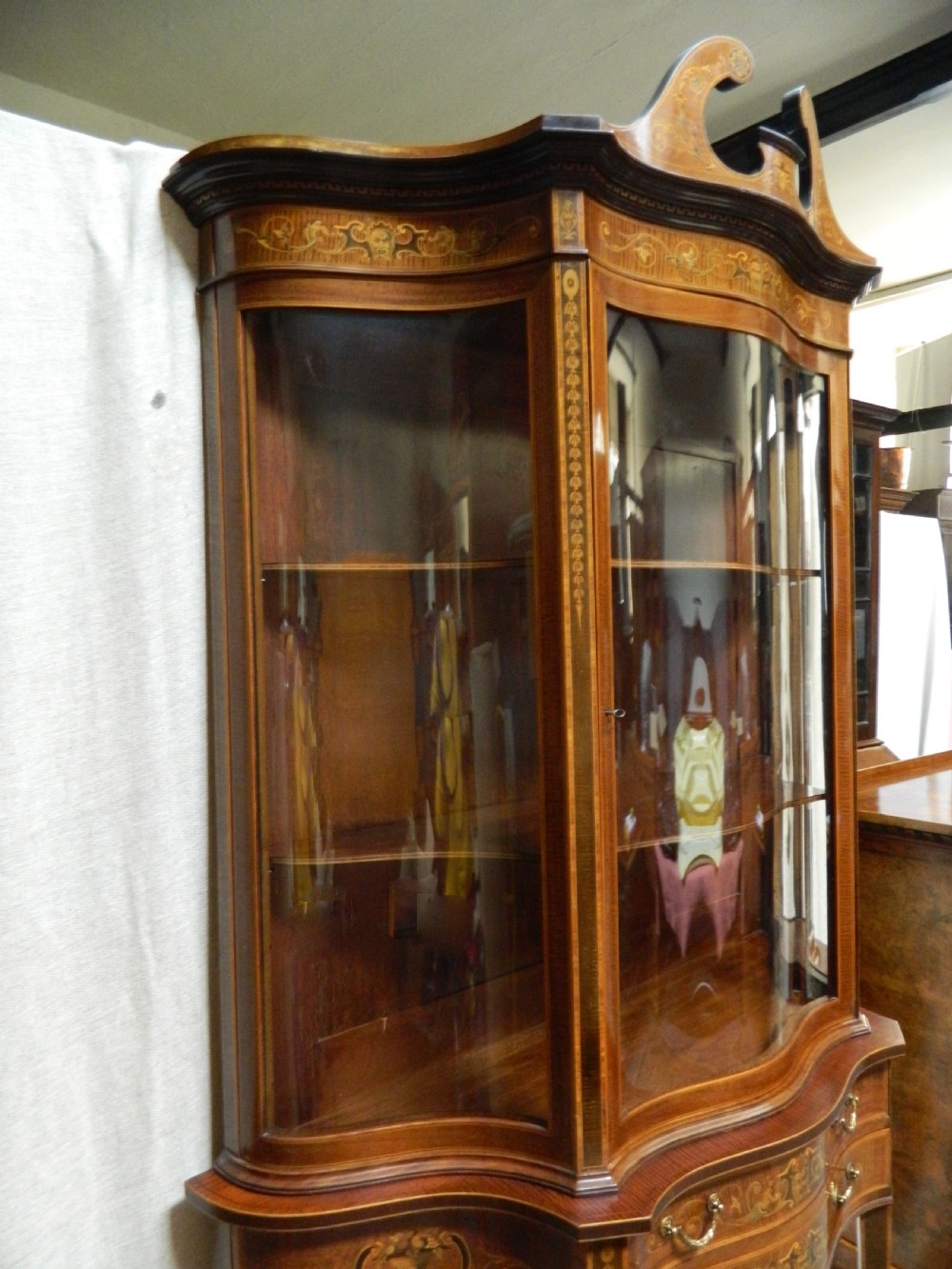 inlaid display cabinet - Paterson, Smith & Innes, Edinburgh View VIII