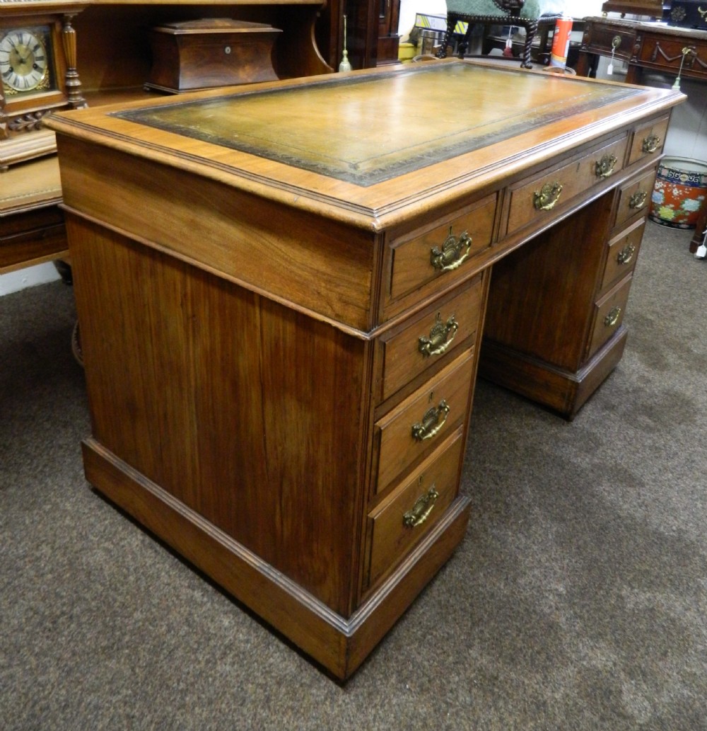 mahogany desk View VII