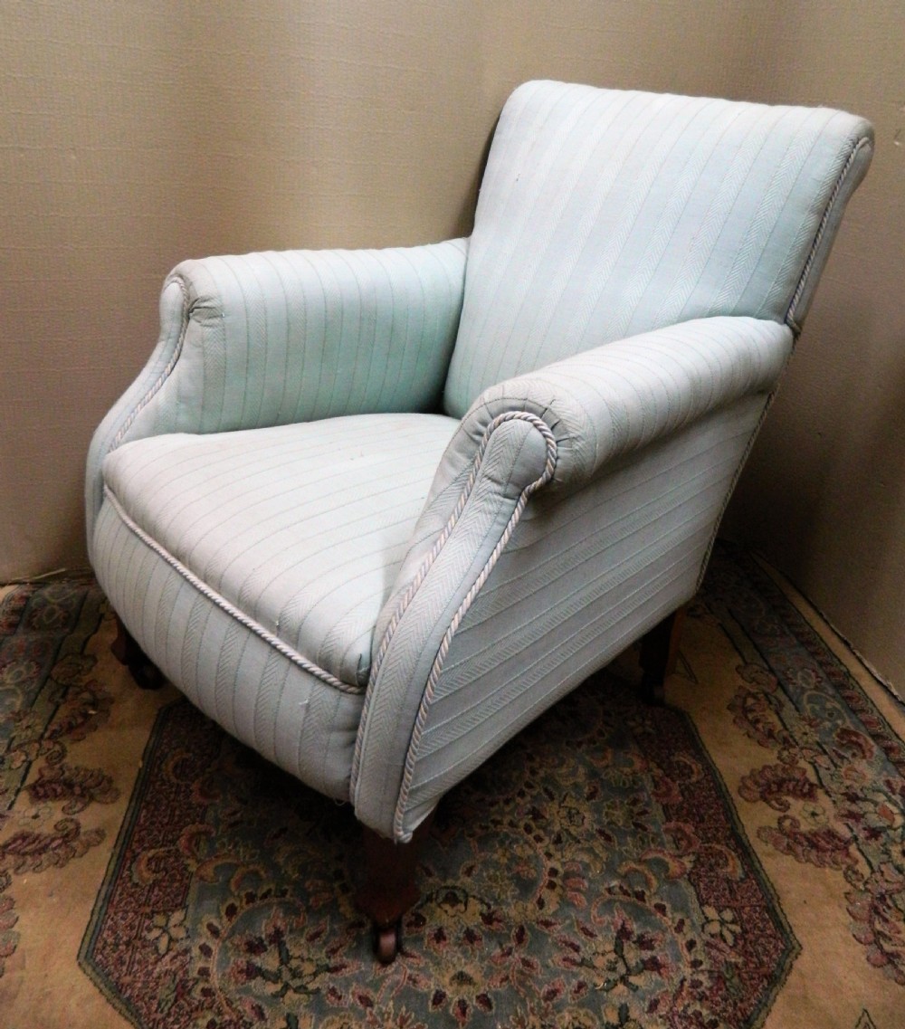 pair of armchairs View III