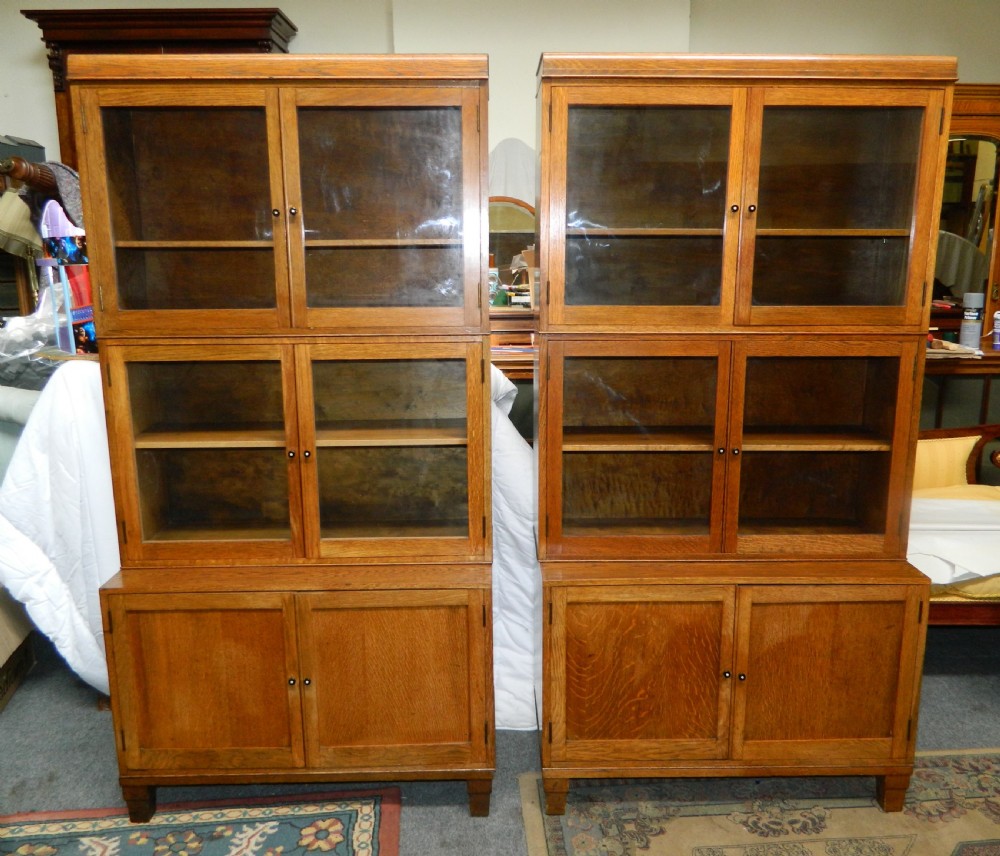 pair of oak stacking bookcases View IV