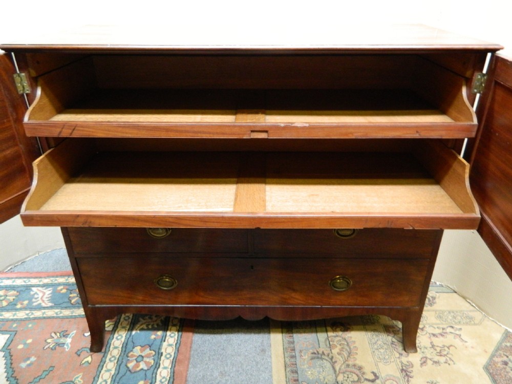Georgian linen press View III