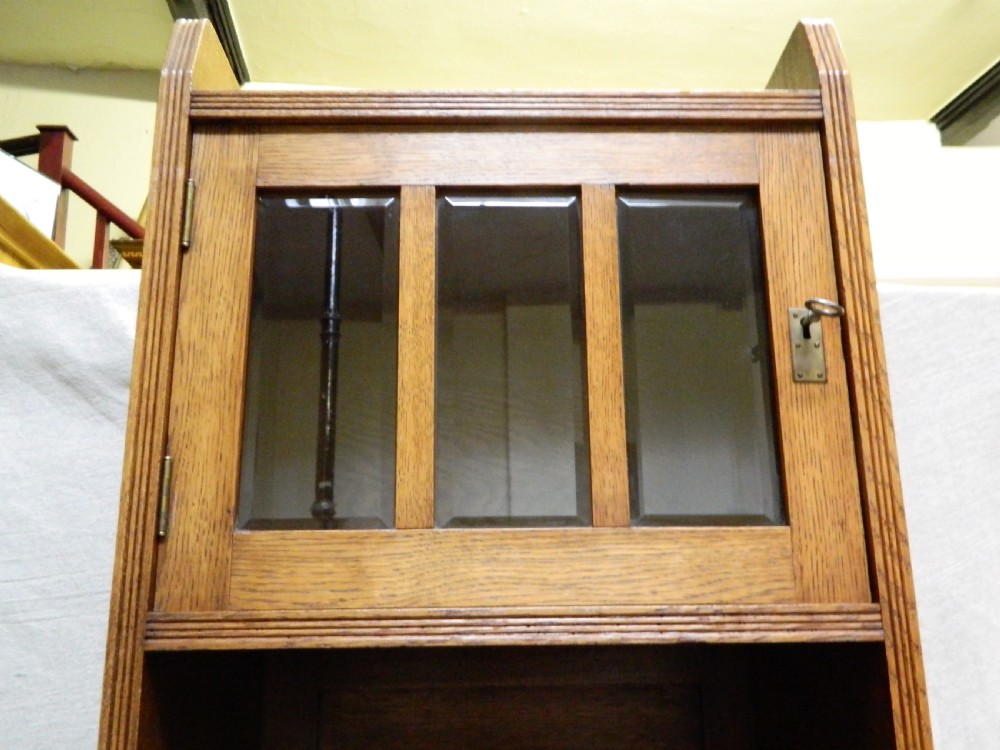 Arts & Crafts oak cupboard View V