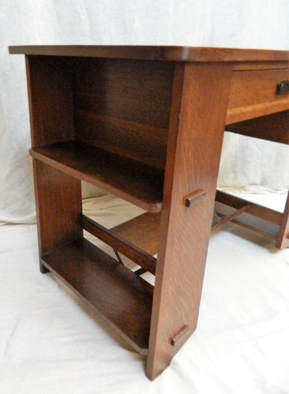 American oak Arts & Crafts desk View V