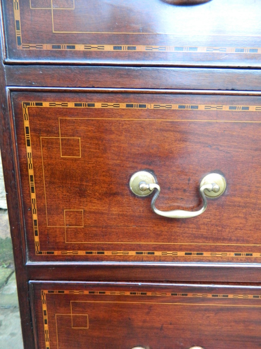 Small Georgian mahogany chest of drawers View V