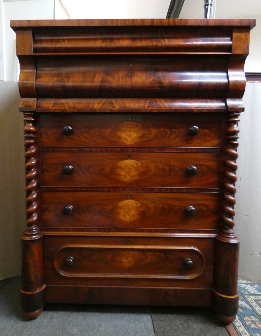 large mahogany Scottish chest of drawers / scotch chest of drawers
