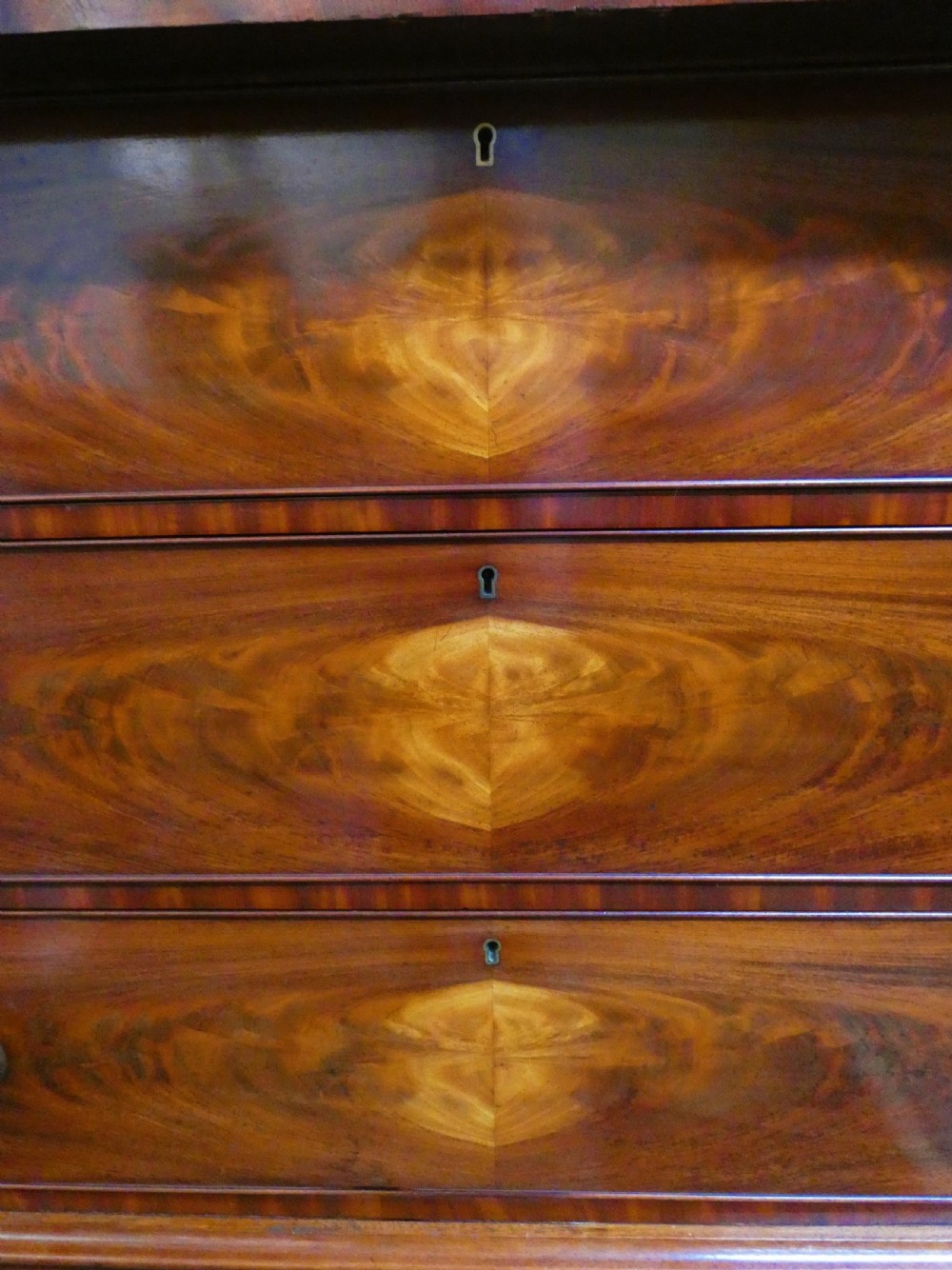 large mahogany Scottish chest of drawers / scotch chest of drawers View VIII