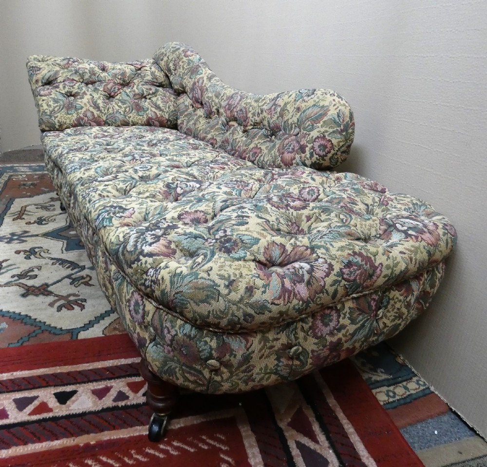 Victorian chaise longue View VI