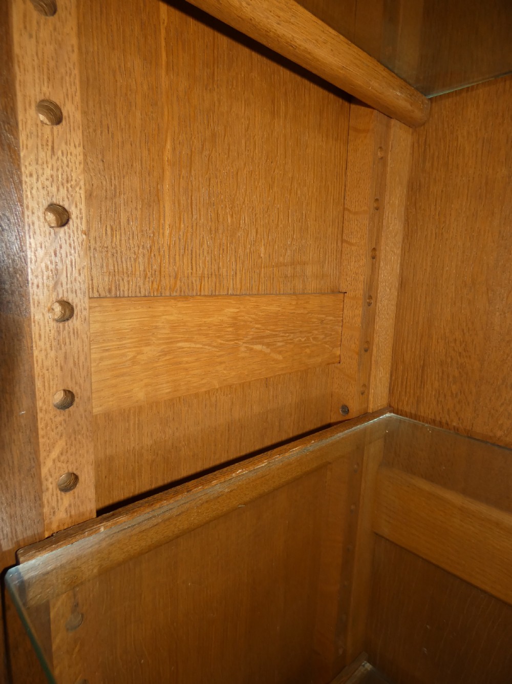 Arts & Crafts oak cabinet bookcase View V