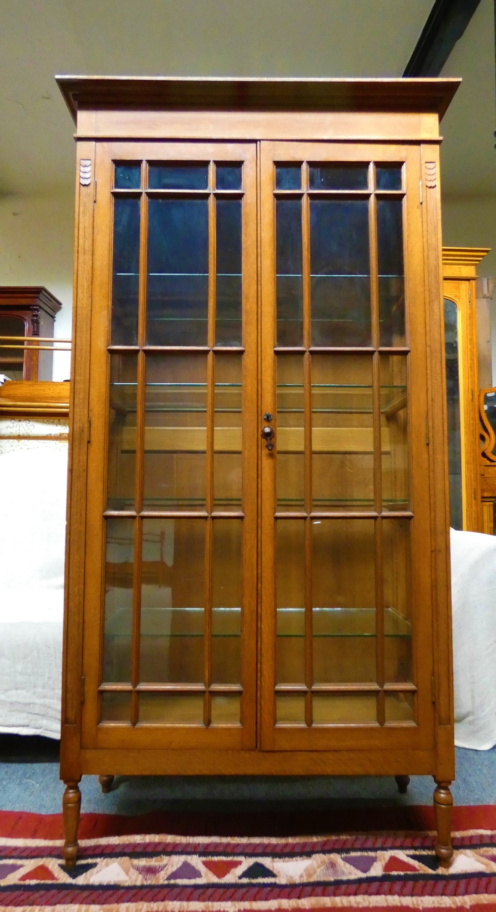 Arts & Crafts oak cabinet bookcase View VI