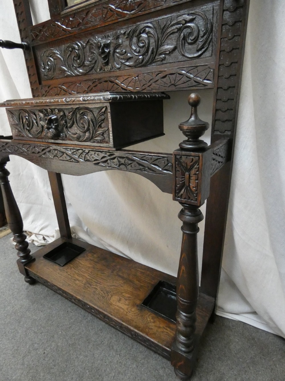 Carved oak green man hall stand View VIII