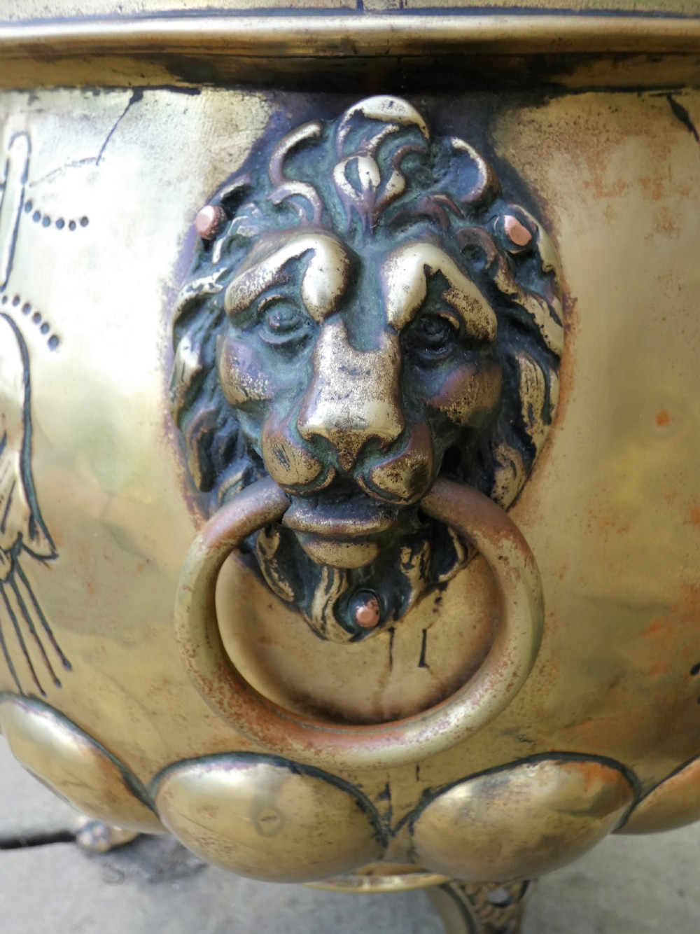 large brass jardinière / planter View III