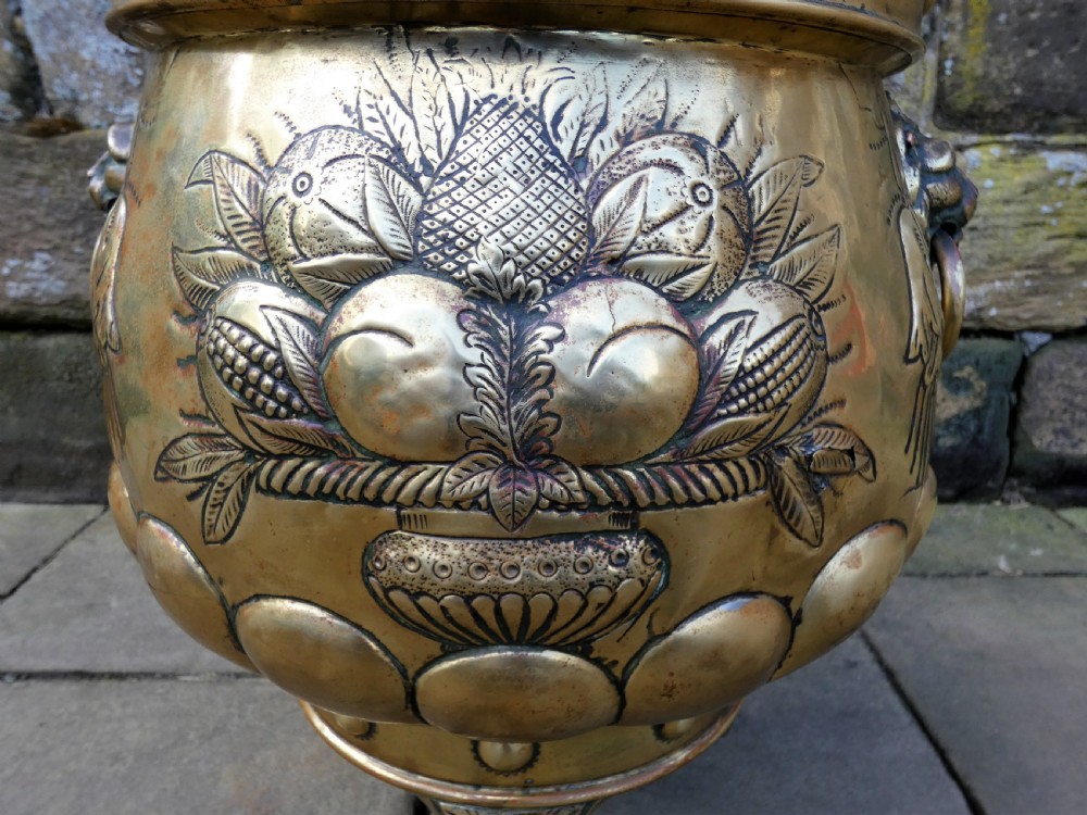 large brass jardinière / planter View VI