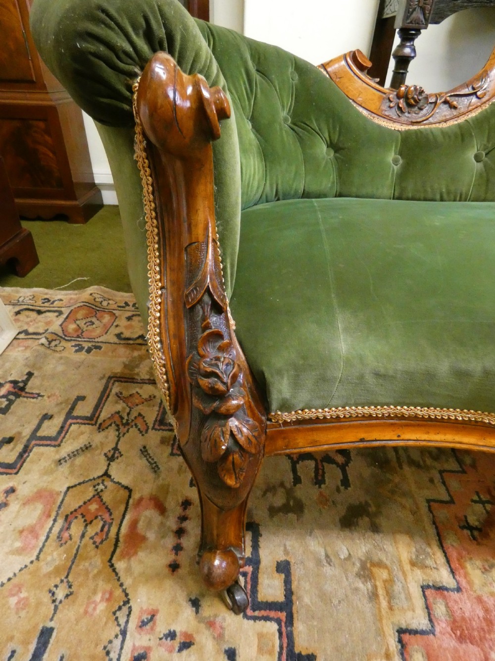Victorian chaise longue View V