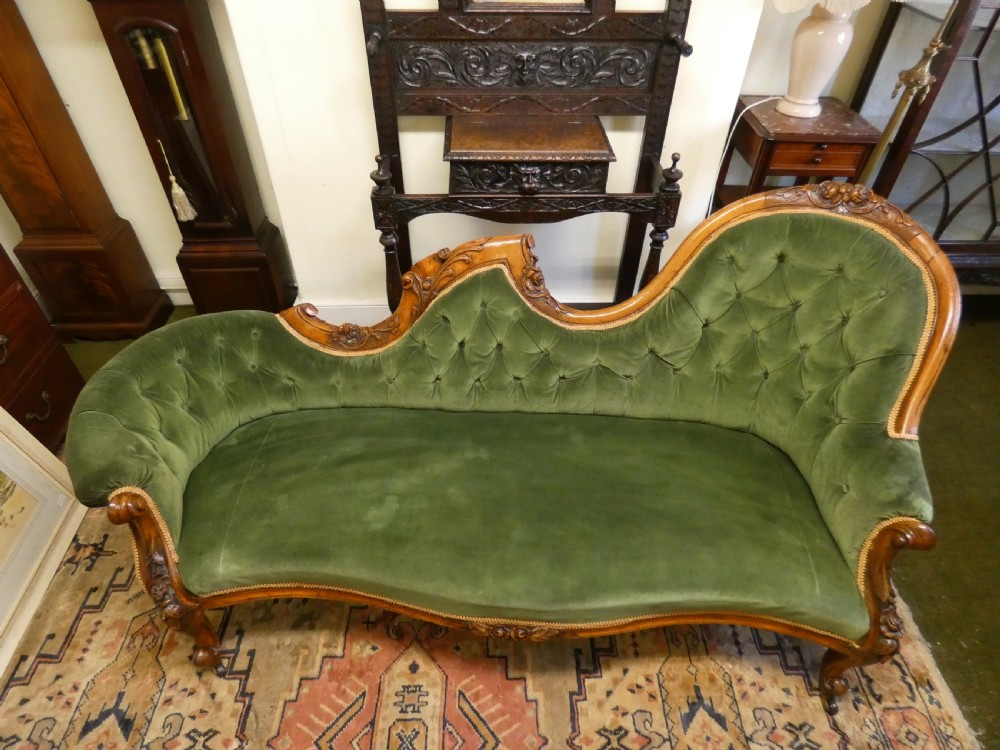Victorian chaise longue View VI