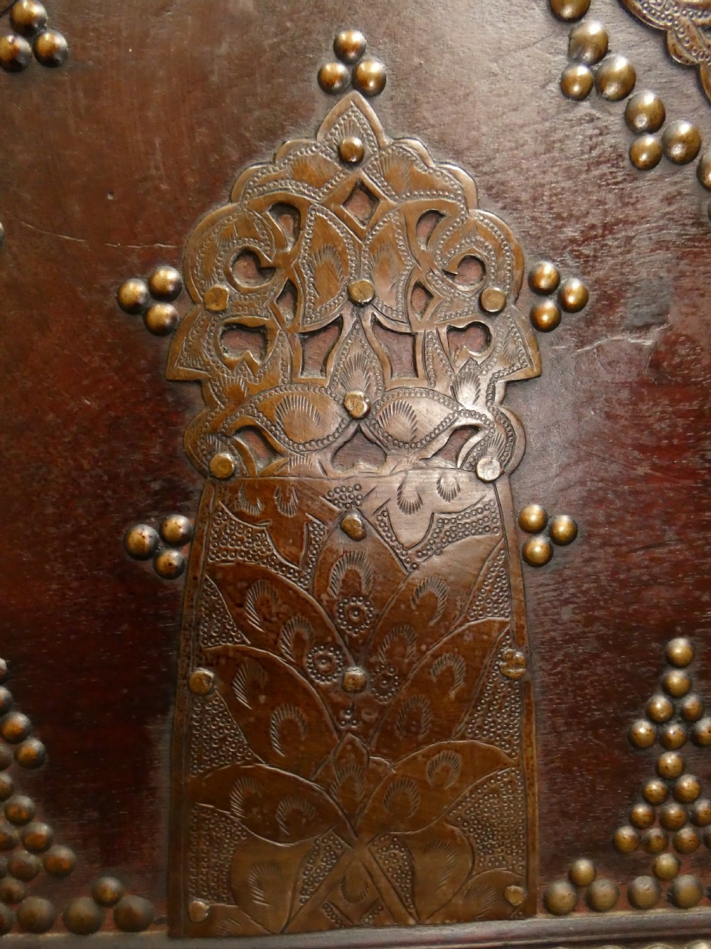 Very large Shirazi  Dowry chest View VIII
