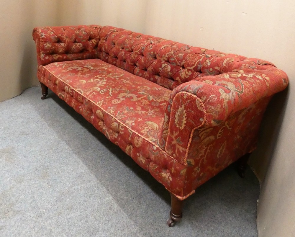 Chesterfield Sofa View IV