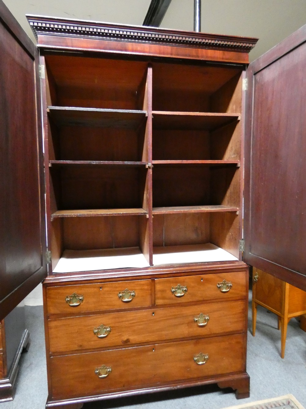 Georgian mahogany linen press View V