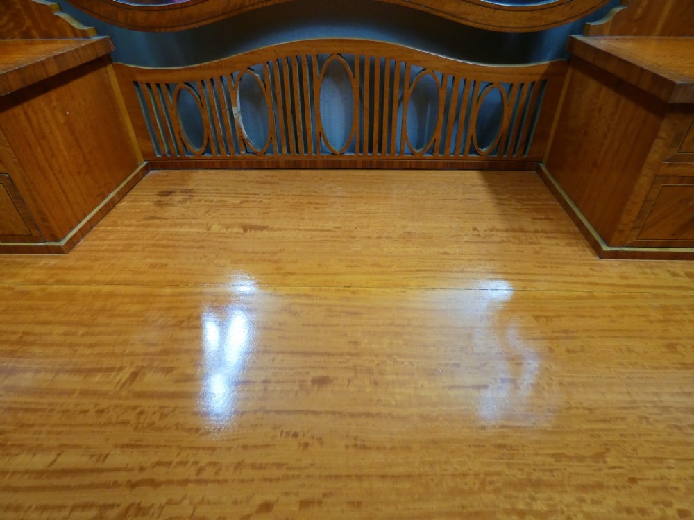 Maple & Co satinwood bedroom suite View XIV