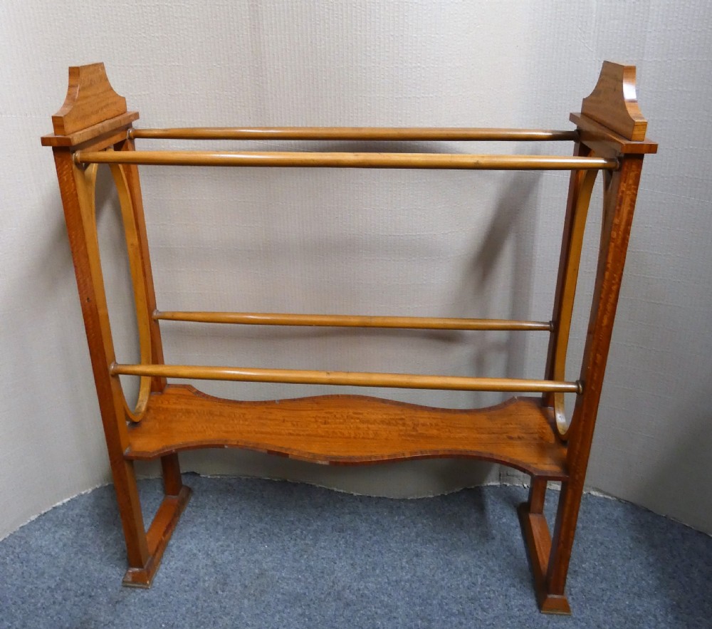 Maple & Co satinwood bedroom suite View XXI