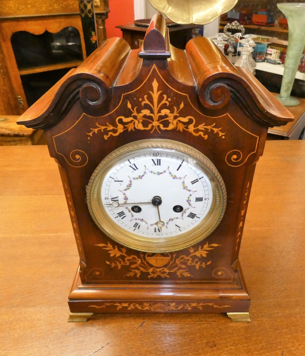 French mantel / bracket clock View IV