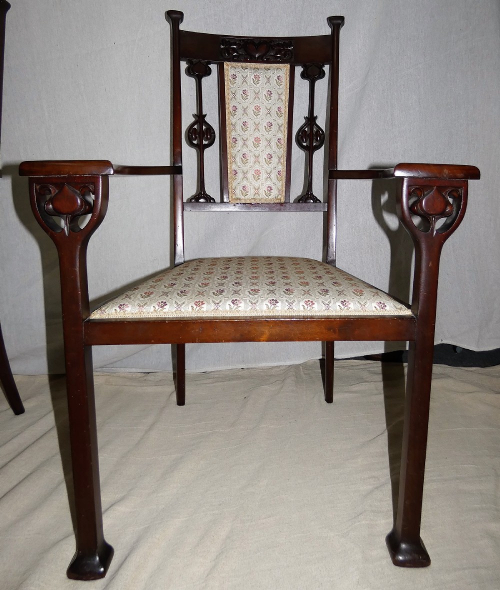 pair of Art Nouveau chairs View IV