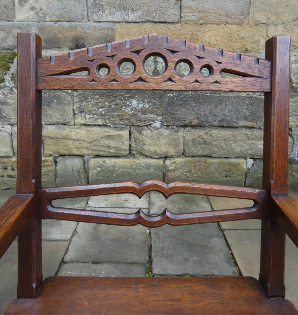 Arts & Crafts oak chair View V