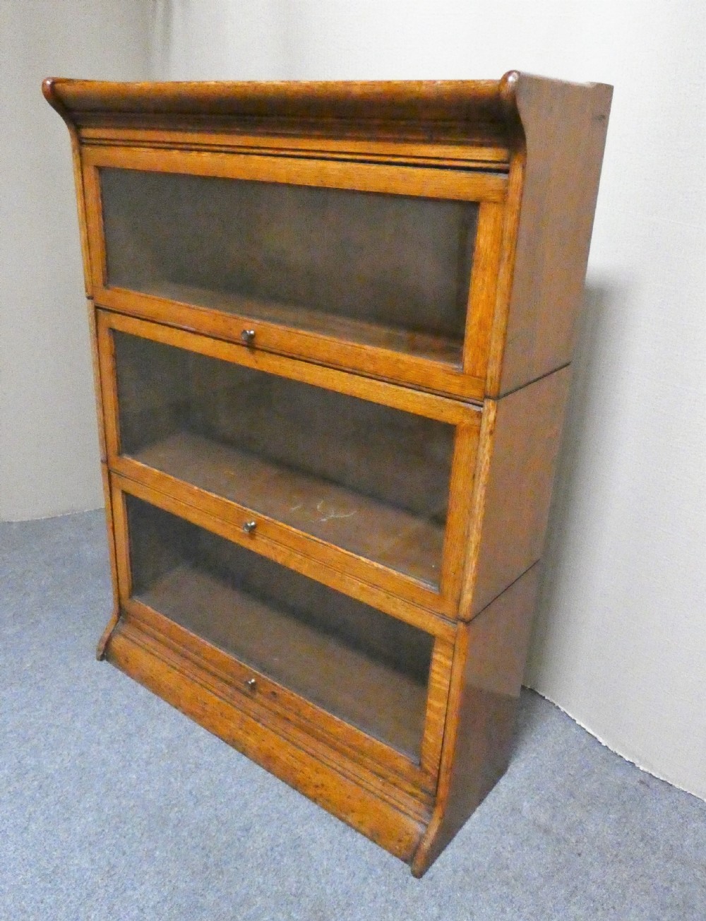 Oak stacking bookcase View II