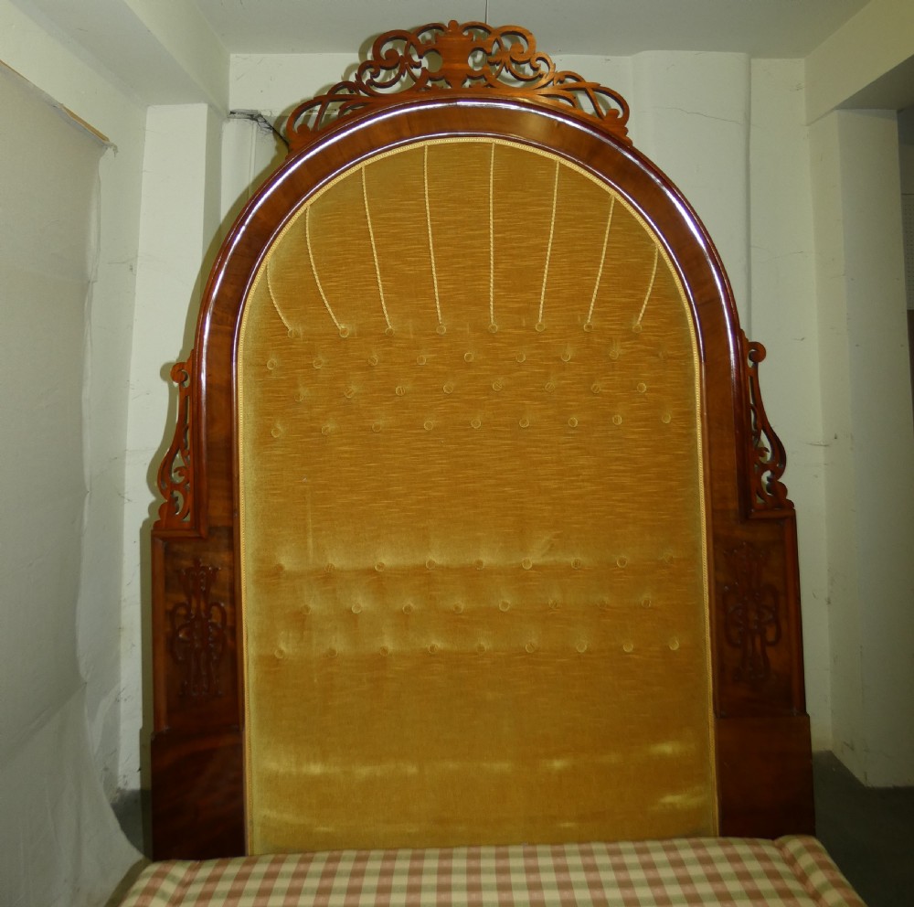 Mahogany double bed View V