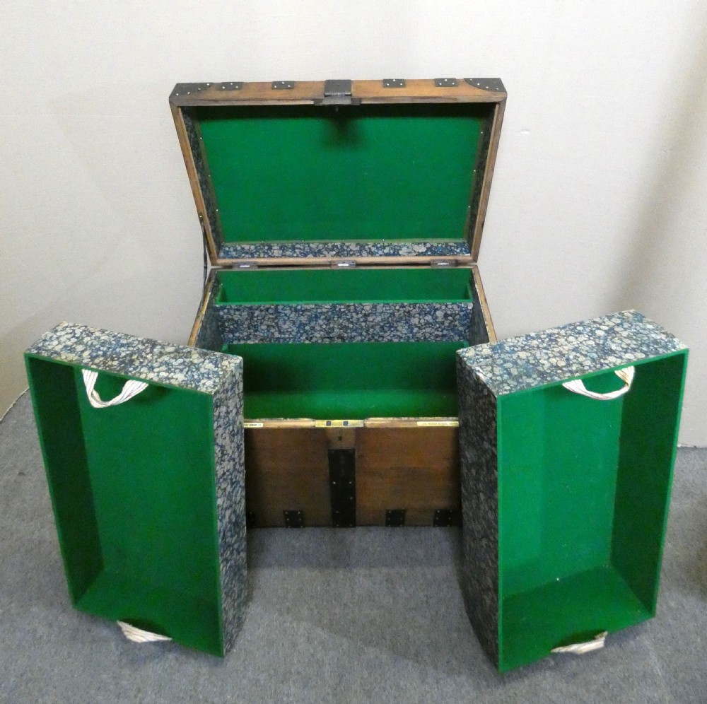 Silver chest - fitted View VI