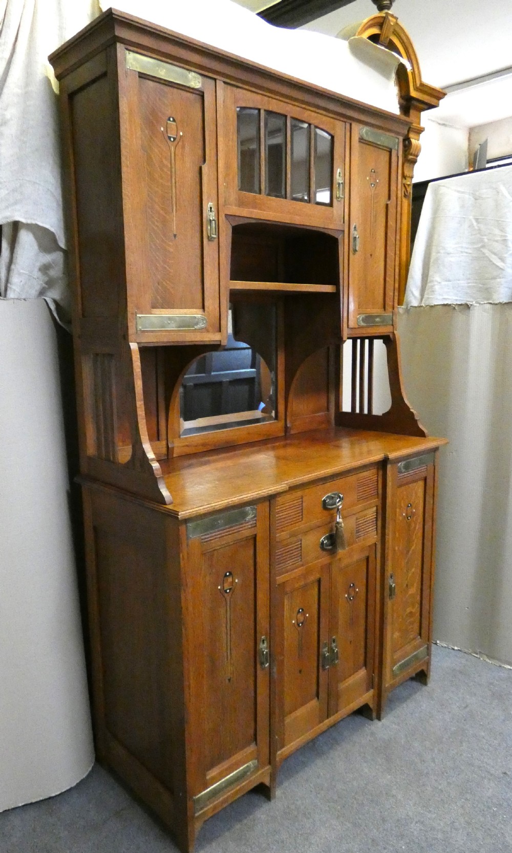 Art Nouveau cabinet - Gustave Serrurier Bovy View II