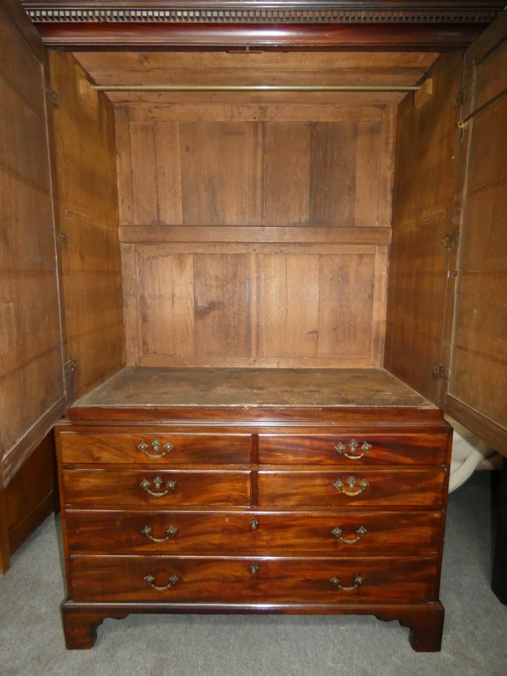 Georgian mahogany linen press View II