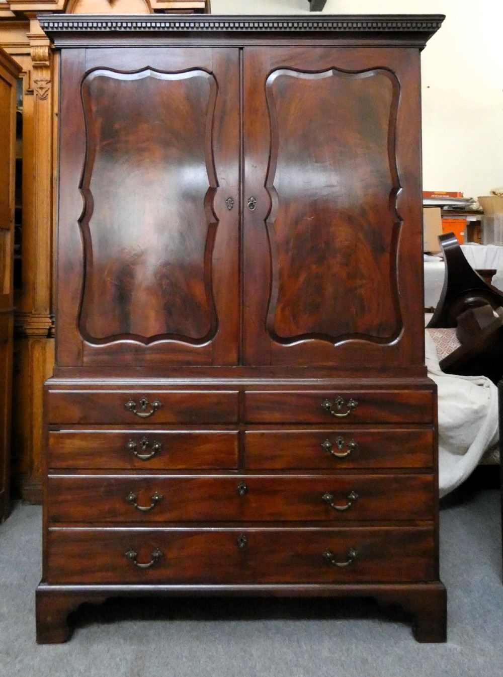 Georgian mahogany linen press View V