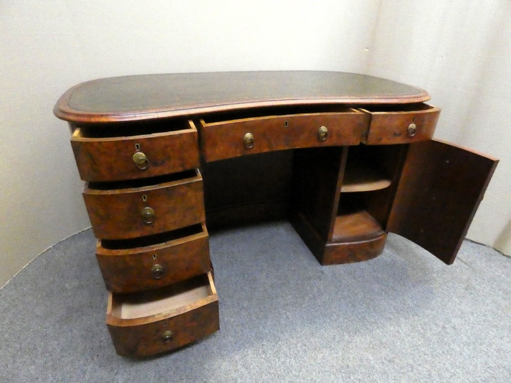 Walnut desk - in the manner of Gillows View V
