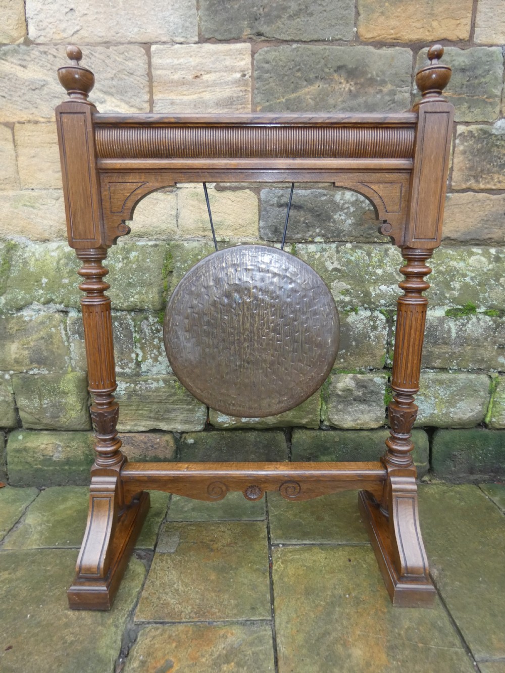 Large dinner gong