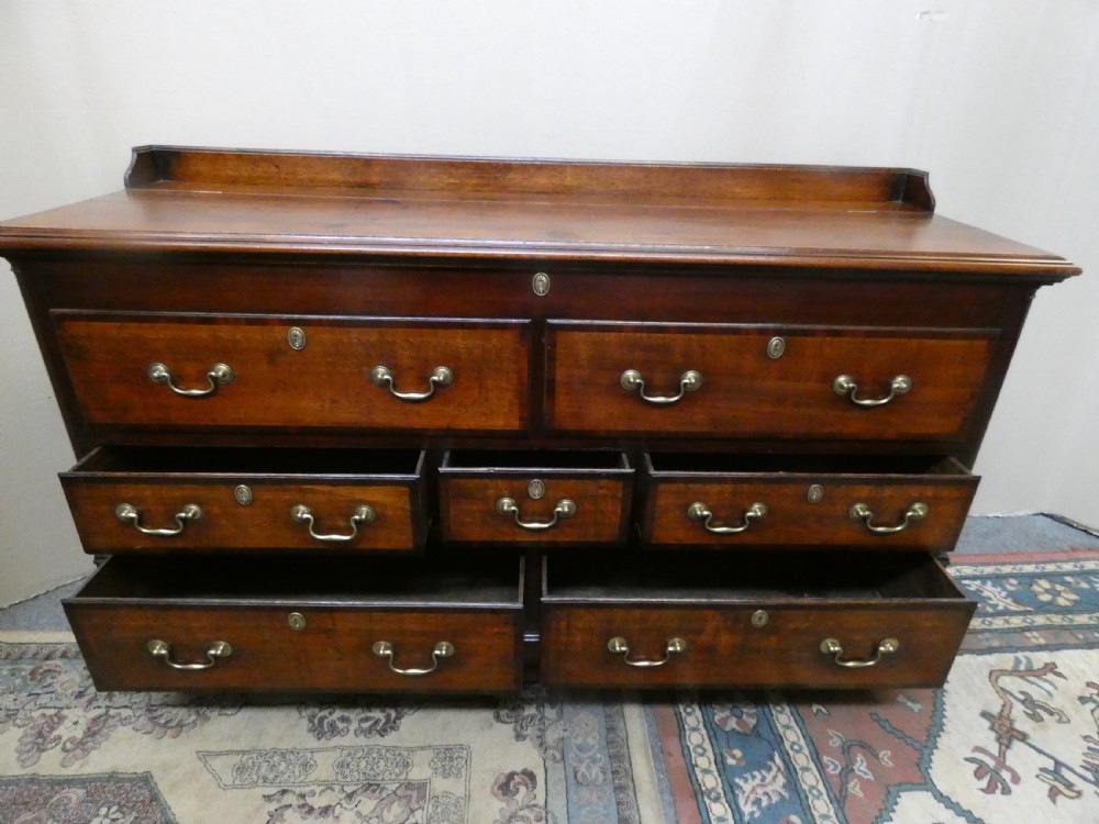 Lancashire mule chest / mule chest View V
