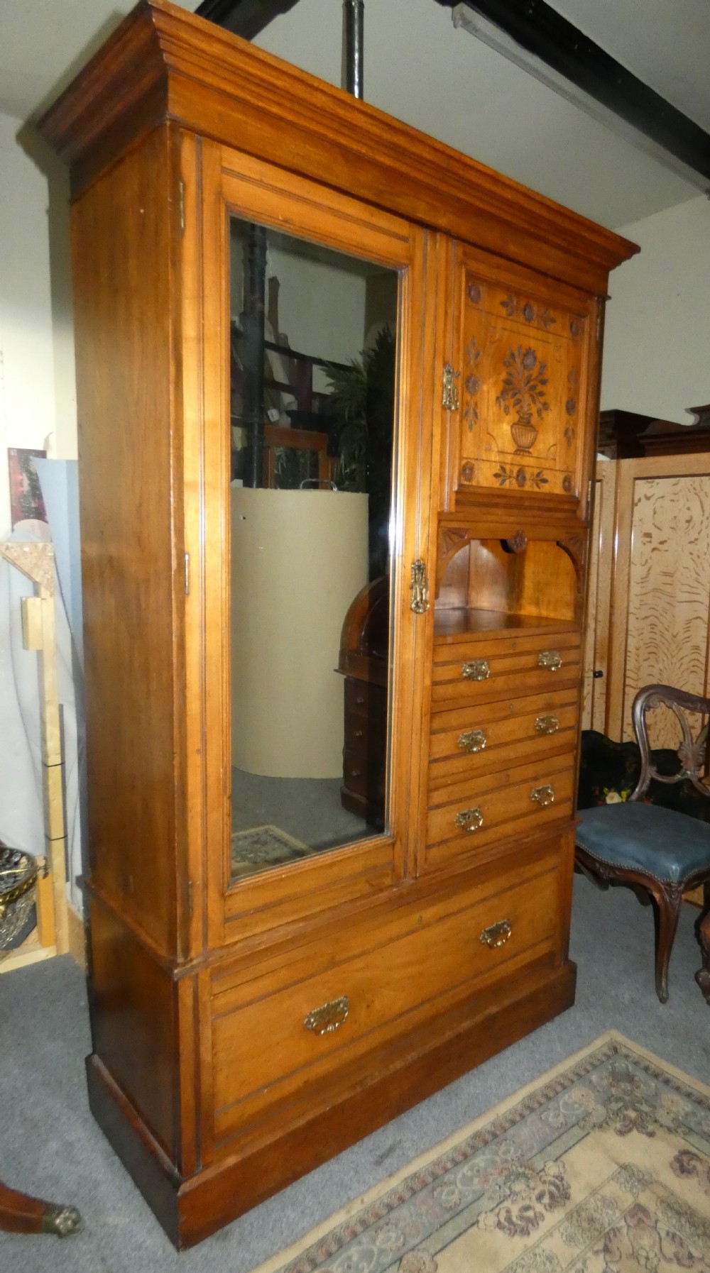 Arts & Crafts wardrobe View V