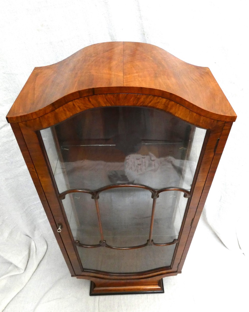 Art Deco walnut cabinet View V