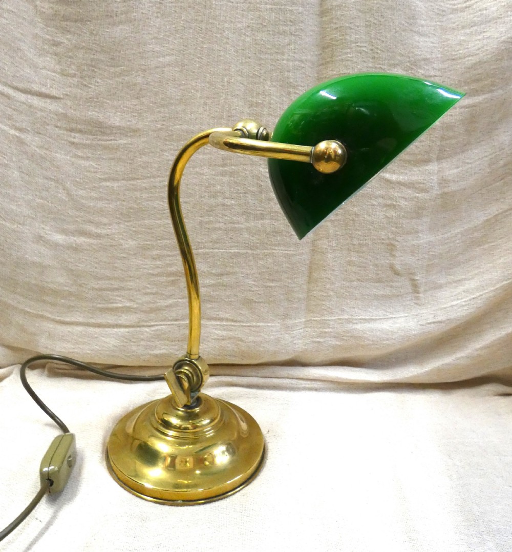 adjustable desk lamp View V