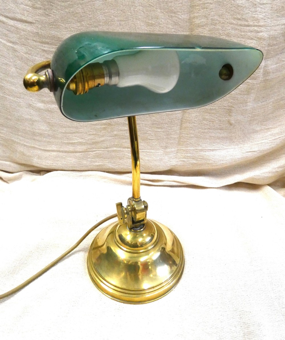 adjustable desk lamp View III