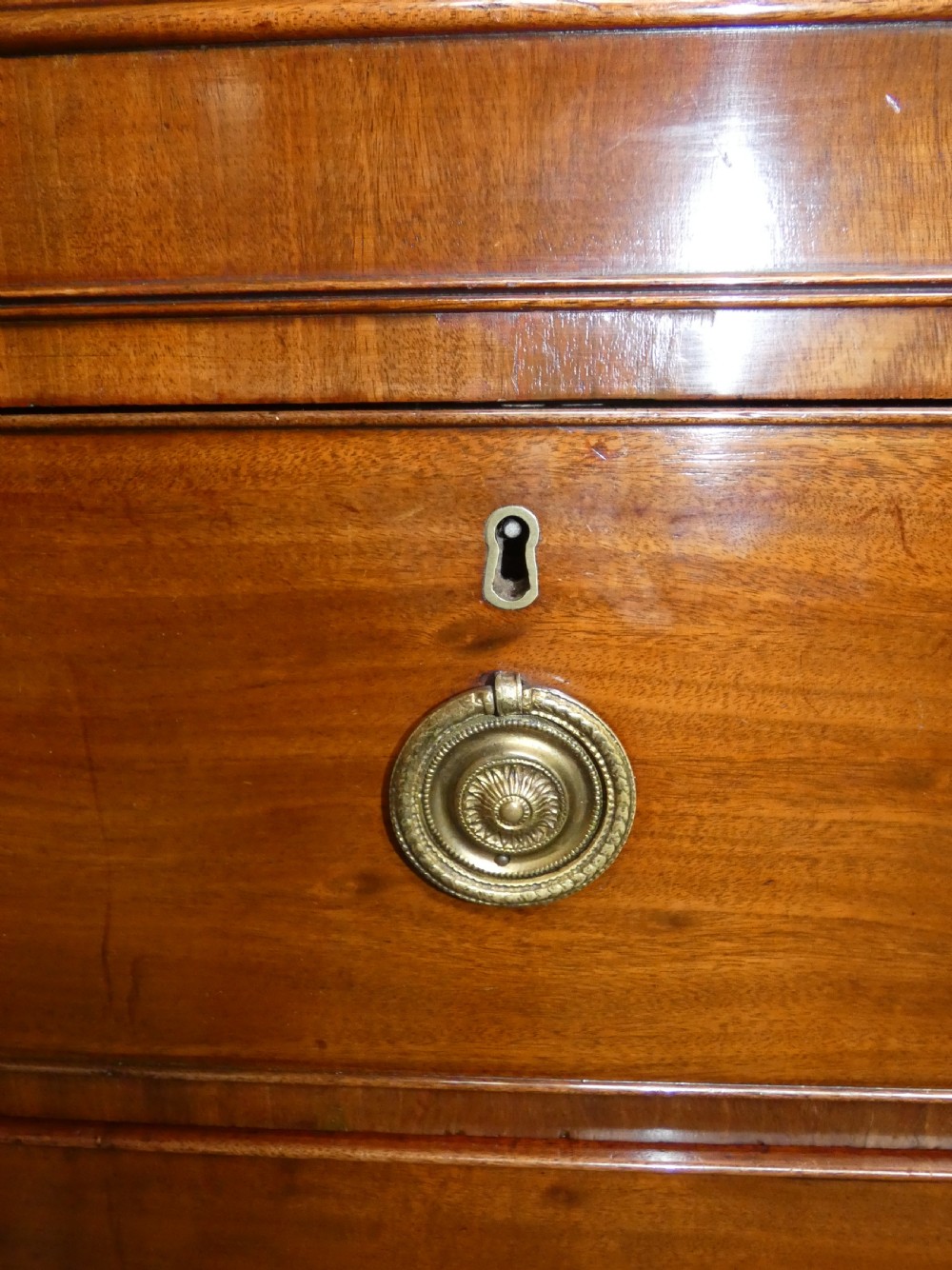 Georgian mahogany linen press View IV