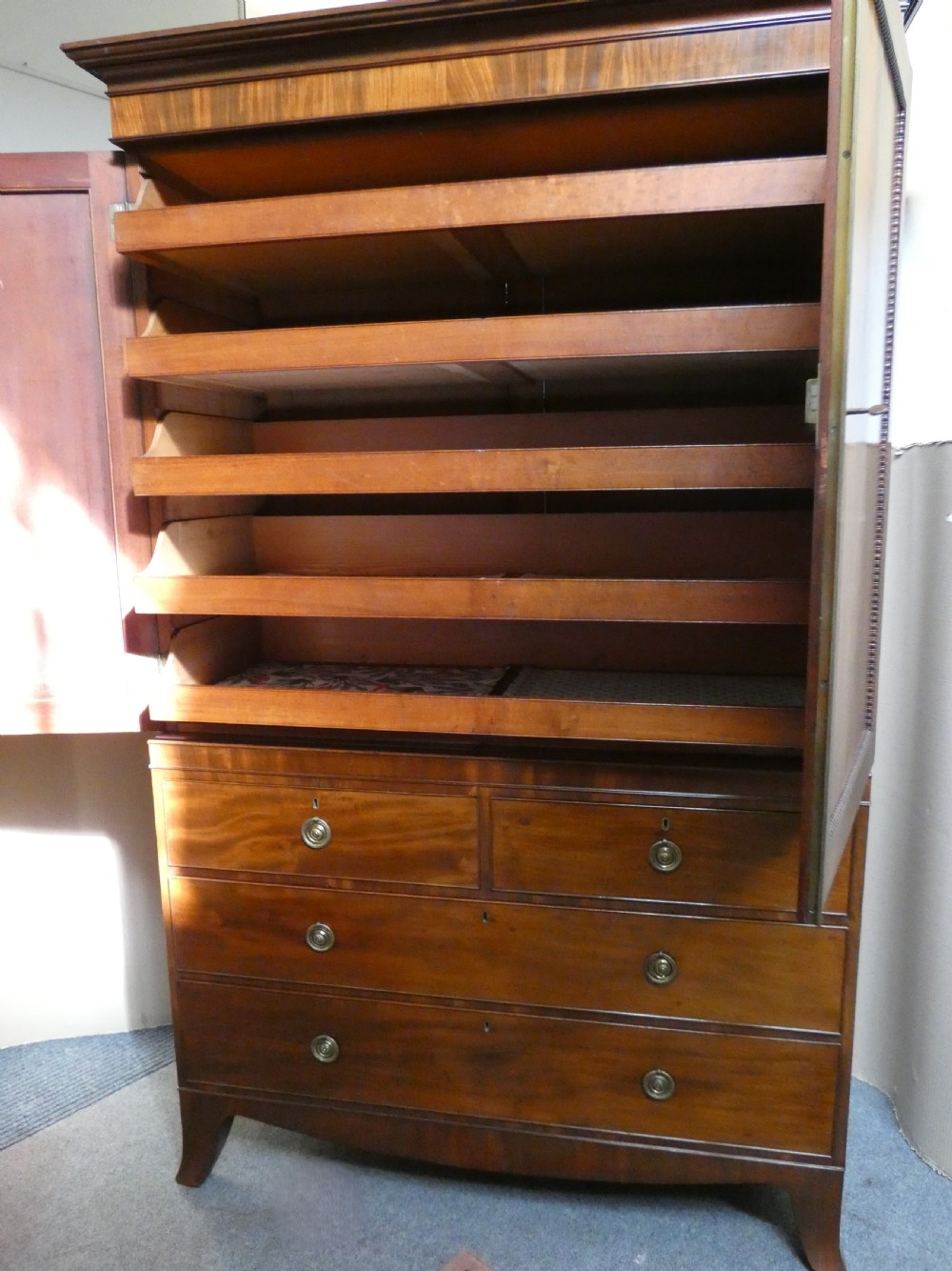 Georgian mahogany linen press View VII