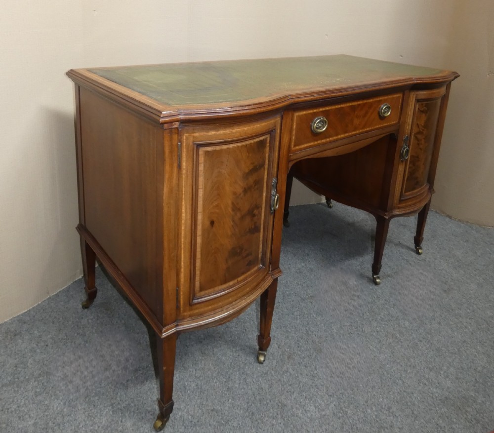 Inlaid mahogany desk View VIII
